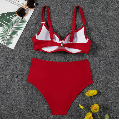 . Conjunto De Ropa De Playa De Dos Piezas Con Estampado De