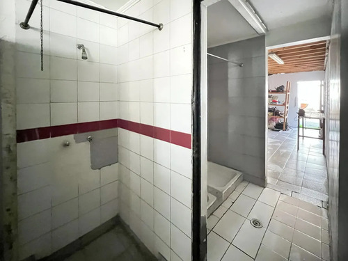 Arriendo Galpón 450 Mts En Balmaceda, Santiago