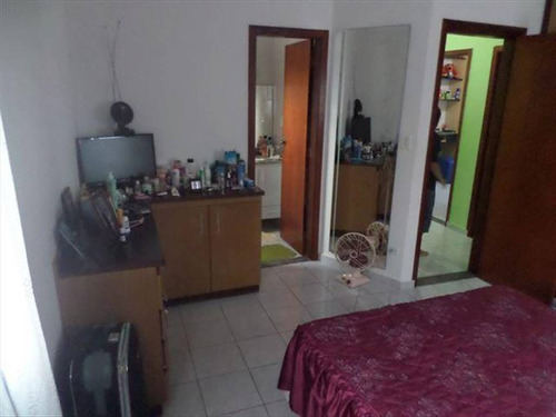 Imagem 7 de 30 de Sobrado Com 03 Dormitorios Suite No Centro De São Vicente Bem Localizado - Hm2066