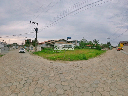 Imagem 2 de 13 de Terreno Com Área De 296m², Localização Privilegiada Em Balneário Piçarras, Distância Da Praia 1,8km. - 35710640v
