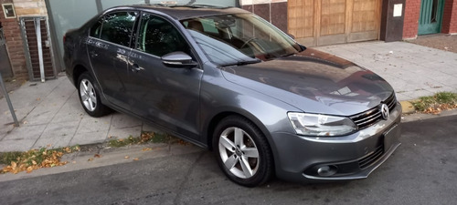 Volkswagen Vento 2.5 Luxury 2013
