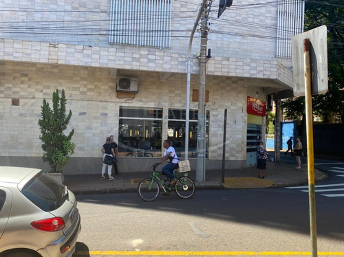 Ótimo Salão / Loja Comercial Para Venda No Centro De Ribeirão, Na Barao Com A Florencio, Atual Salao New Face, Com 432 M2 De Area Util - Sl00005 - 33613490