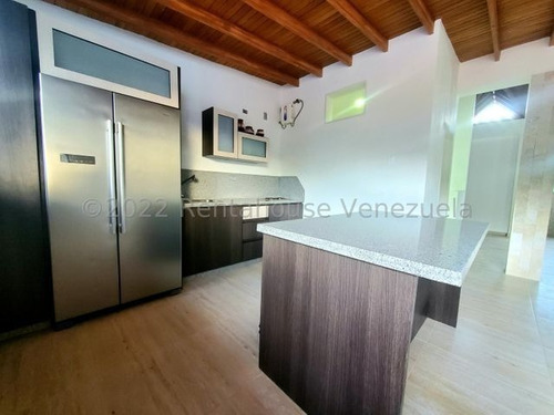Imagen 15 de 30 de A Estrenar! Lujoso Townhouse Amoblado Resd. Cantarrana Suites Maracay 23-8741 Ejc 04243439046