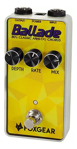 Pedal Chorus 80's Analógico P/guitarra Foxgear Ballad Color Amarillo/Blanco