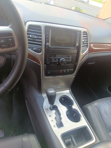 Jeep Grand Cherokee Limited V6 4x2 At