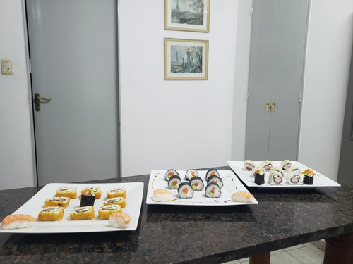 Imagen 4 de 10 de Curso De Sushi Sm - Presencial