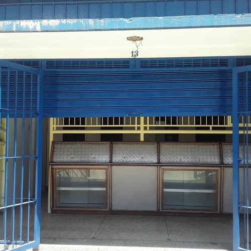 Imagen 2 de 10 de Local Comercial En La Candelaria