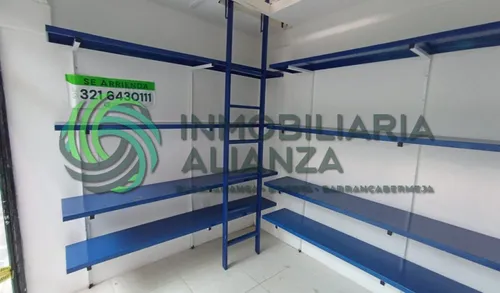Local En Arriendo En Centro. Cod A8242