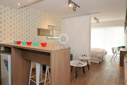 Venta Apartamento Monoambiente. Con Renta. Pocitos