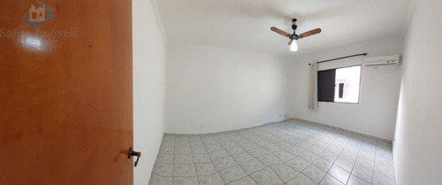Imagem 15 de 15 de Excelente Oportunidade!!! Sobrado Com 3 Quartos, Sendo 1 Suíte, Cômodos Amplos Na Guilhermina. - Si1773