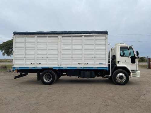 Ford Cargo 1722 2010