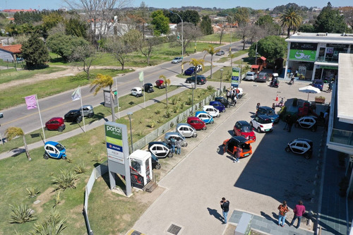 Auto 100% Eléctrico Mini Car Tutu Citycar - Trike Uruguay