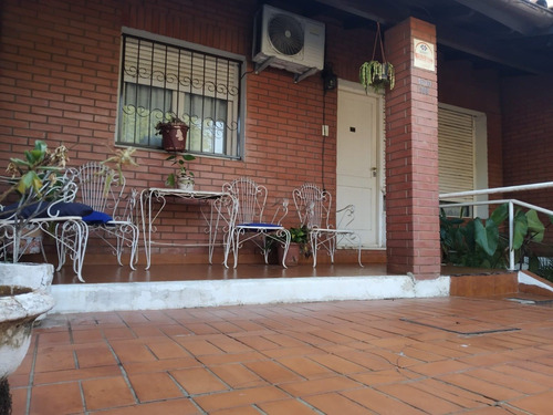 Imagen 4 de 25 de Casa De 3 Dormitorios En Venta En Posadas
