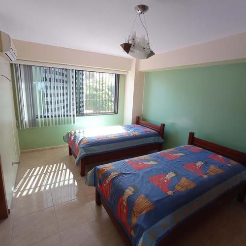 Hermoso Apartamento En La Llanada Con Vista Al Mar Y Espacios Únicos, Inversión Segura