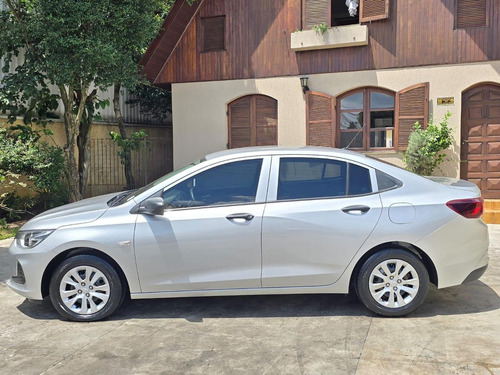 Chevrolet Onix plus Onix 1.0 Plus Turbo At Sedan