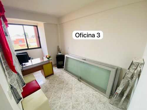 Rento Oficinas Desde 12.5 Mts A Un Costado De Continental San Carlos. Metepec.