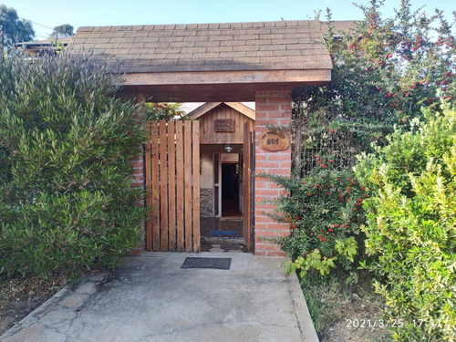 Hermosa Y Amplia Casa En Condominio Los Pitigues, Algarrobo