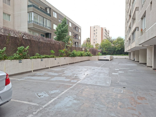 ¡exclusivo Departamento Con Vista Despejada Y Conectividad!