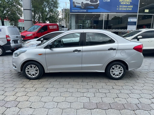 Imagen 3 de 8 de Ford Figo Impulse