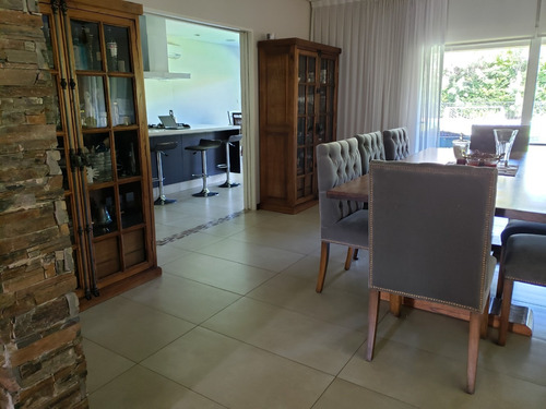 Casa En Barrio Windbells