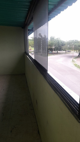 Imagen 13 de 17 de Hotel Licoreria Tasca Abasto Carniceria Todo En Uno.
