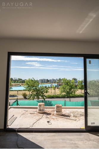Imagen 18 de 30 de Venta - Casa Con Vista A La Laguna En Lagoon Pilar - Bayugar Negocios Inmobiliarios
