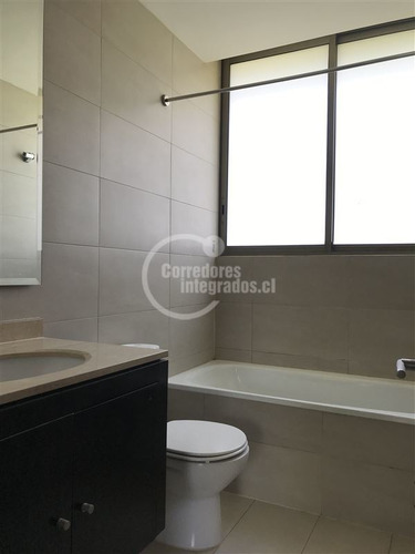 Imagen 16 de 22 de Departamento En Venta De 4 Dormitorios En Vitacura