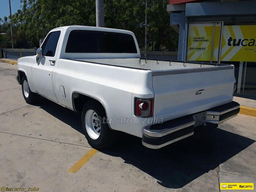 Chevrolet C-10 Pickup
