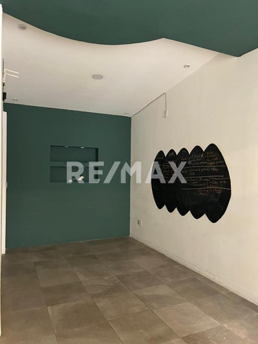 Local En Renta En Pabellón Asunción, Metepec