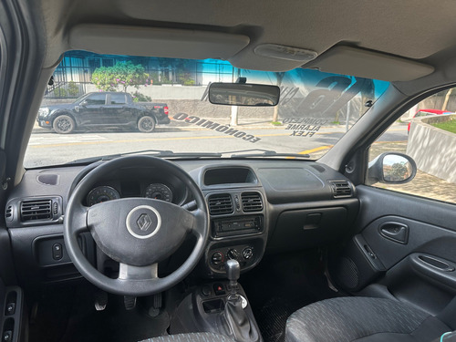 Renault Clio Clio Hatch. Expression 1.0 16V 4p