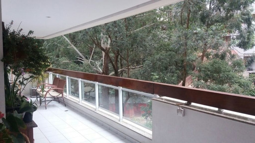Imagem 1 de 15 de Espaçoso, Bem Decorado E Varanda Goumet - Nm328