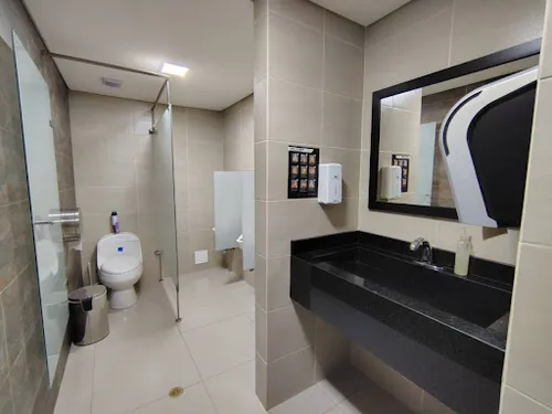 Casas En Arriendo Laureles 743-7490