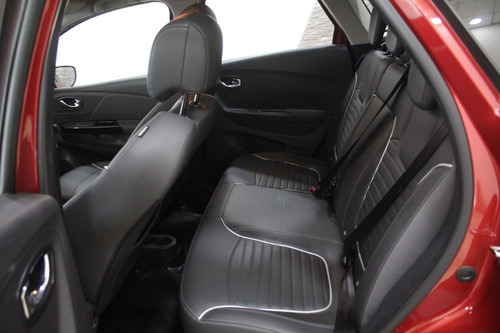 Imagen 16 de 25 de Renault Captur 2.0 Intens Manual Rojo / Negro
