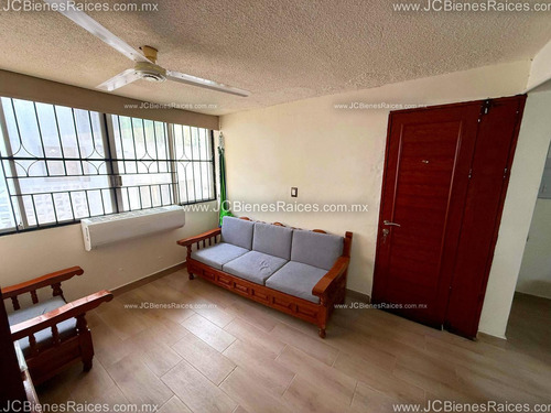 Departamento En Venta, En Fraccionamiento Las Vegas