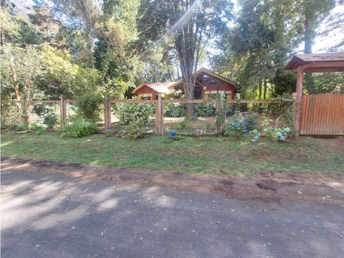 Venta Casa Y Cabaña / Villarrica - Lican Ray