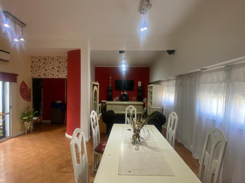 Casa En Venta En Mataderos
