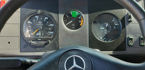 Mercedes Benz Mb 710 Plus Com Bau