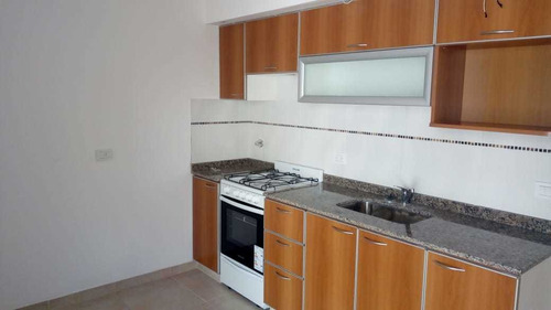 Imagen 6 de 9 de Moliere 600. Ph 3 Amb. 1º Piso. C/hermoso Balcón. Villa Luro
