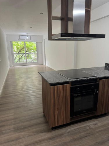 Venta Amplio Departamento De 2 Ambientes A Estrenar - Edificio Con Piscina Sum Parrilla Solarium
