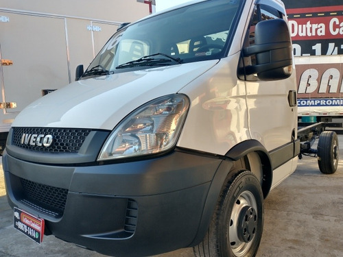 Imagem 1 de 15 de Iveco Daily Daily 35s14 Ano 2016