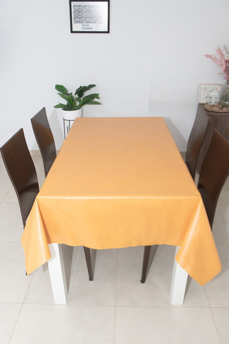 Mantel Cuerina Impermeable Cuadrado 1.40x1.40 Ecocuero Color Maiz Liso