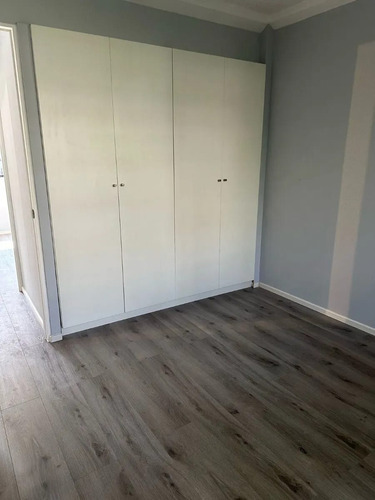 Departamento De 3d/1b En Estacion Metro Villa Frei En Ñuñoa