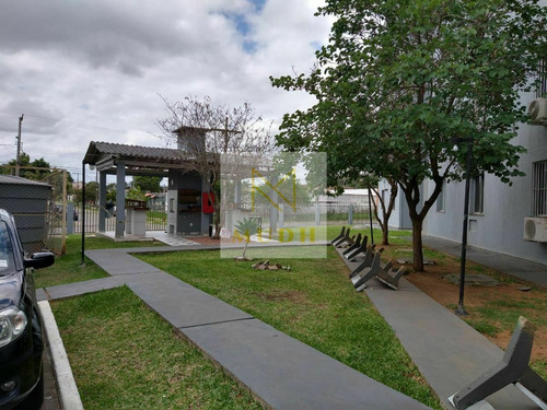 Imagem 11 de 13 de Apartamento Padrão À Venda Em Porto Alegre/rs - 334