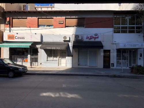 Local En Venta Ubicado En Lanús Este, Zona Sur