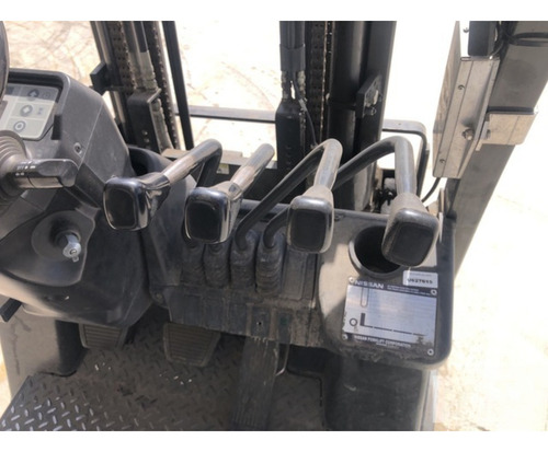 Montacargas Con Llantas Acolchadas D 2012 Nissan Mcp1f2a20l