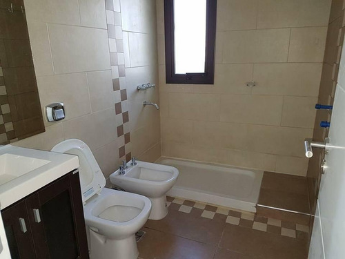 Venta Dpto 2 Dorm Cochera Con Amenities - Villa Carlos Paz