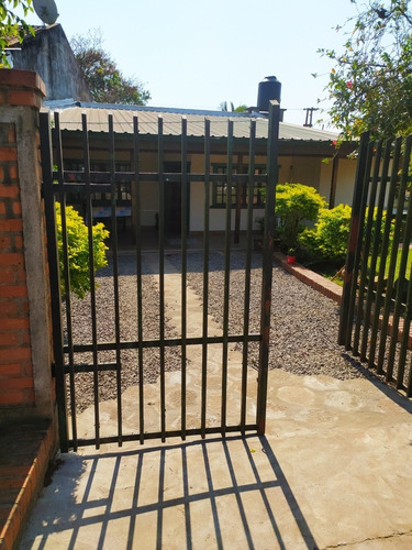 Imagen 14 de 16 de Casa Muy Buena Ubicación, 5 Ambientes Y Dependencias.