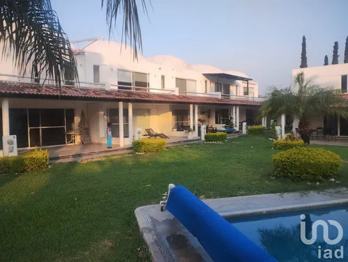 Venta Casa 3 Ambientes Ampliación Emiliano Zapata