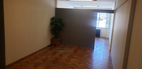 Imagen 3 de 13 de Alquilo Oficina 42m2 Av. Corrientes Y Talcahuano Tribunales-centro Baja Expensa