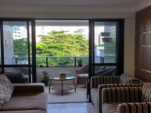 Imagem 1 de 10 de Ótimo Apartamento De 3 Quartos Em Costa Azul - Ap00340 - 70589078